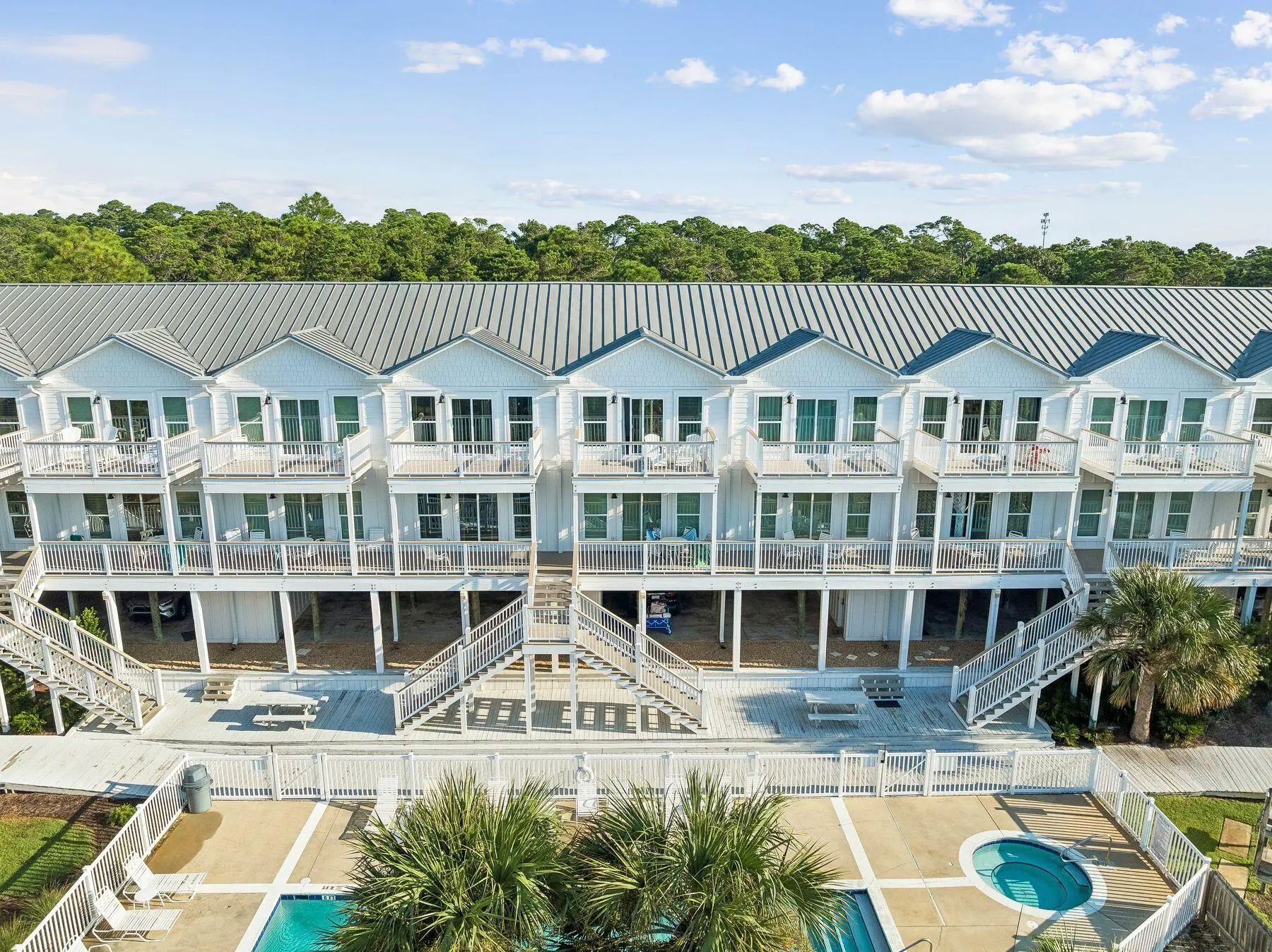 Photo of Listing #1012761
