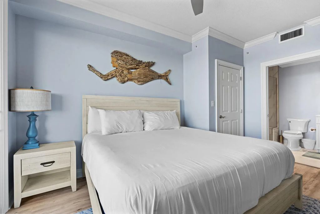 17 of 38 - 10 Harbor Boulevard W1126, Destin, FL