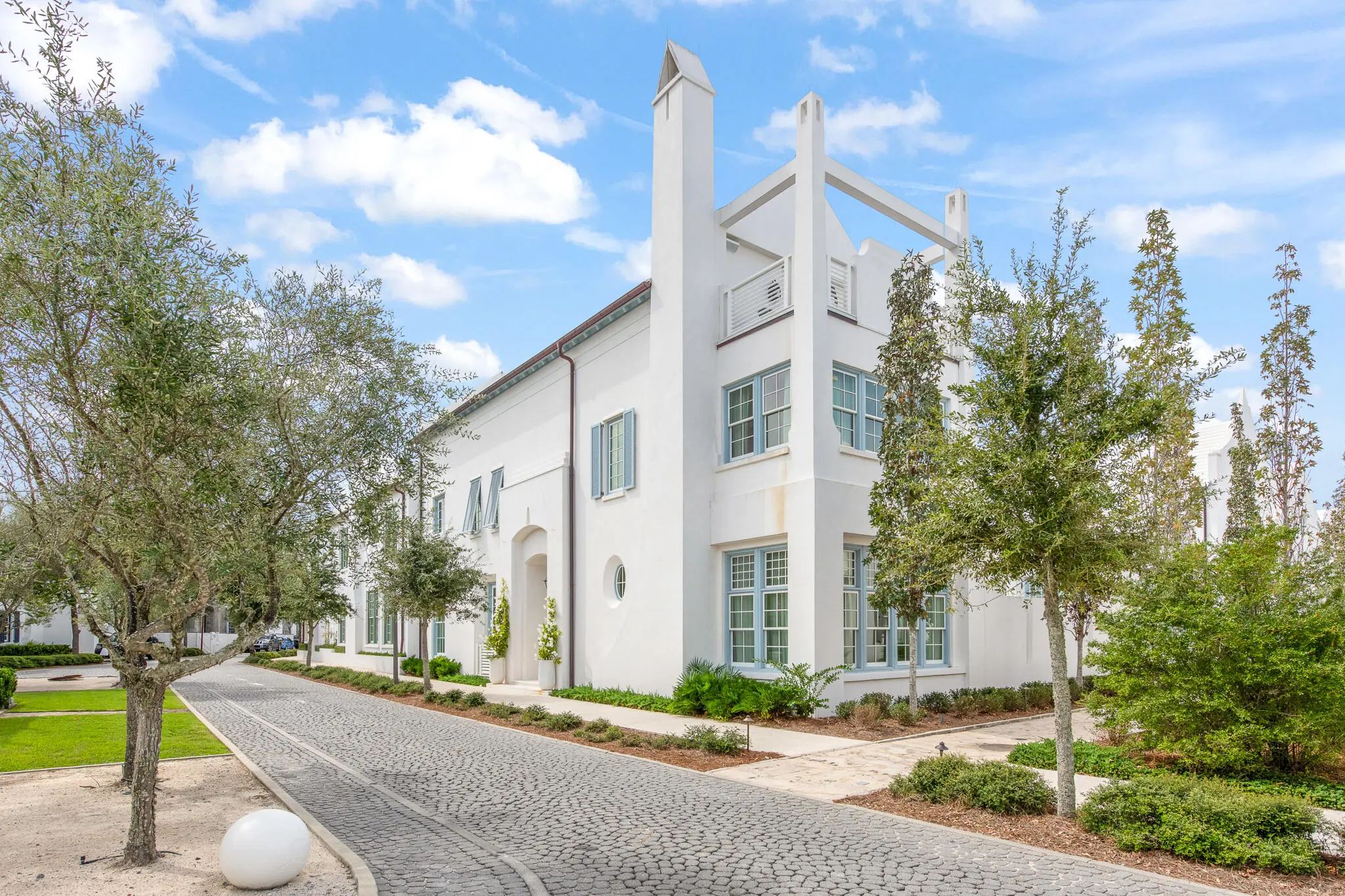 Photo of Listing #1012168