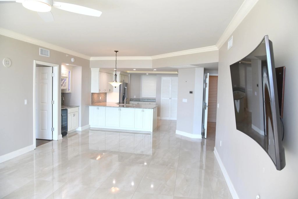 13 of 123 - 15400 Emerald Coast Parkway Unit 406, Destin, FL
