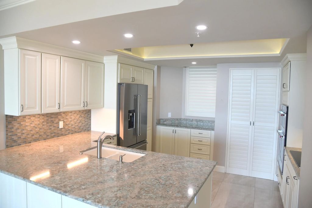 21 of 123 - 15400 Emerald Coast Parkway Unit 406, Destin, FL
