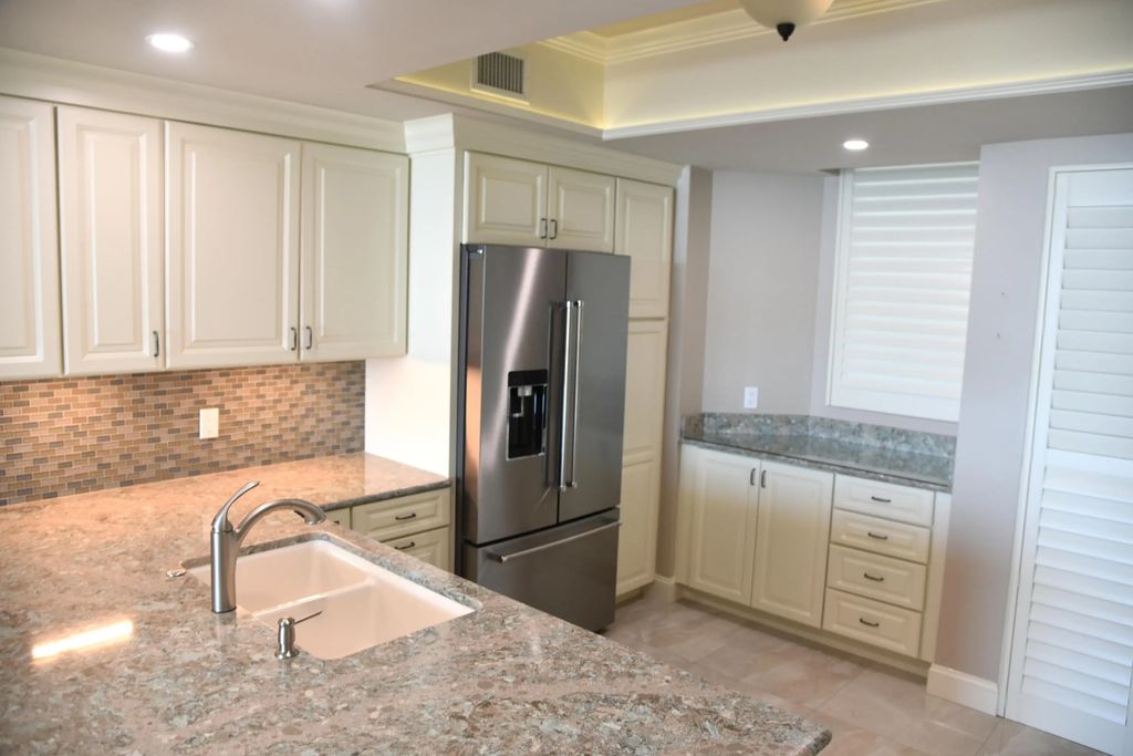 25 of 123 - 15400 Emerald Coast Parkway Unit 406, Destin, FL