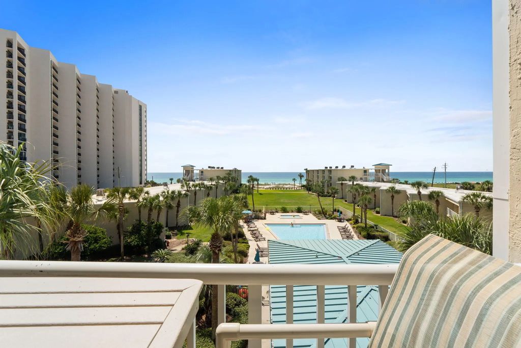 29 of 62 - 1030 U.s. 98 45, Destin, FL