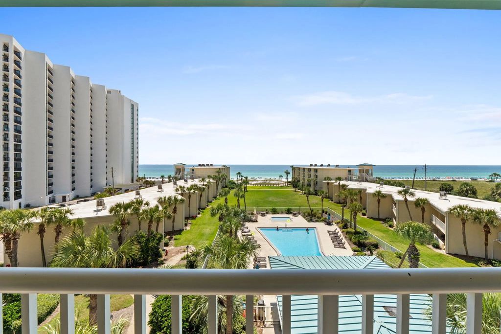 44 of 62 - 1030 U.s. 98 45, Destin, FL
