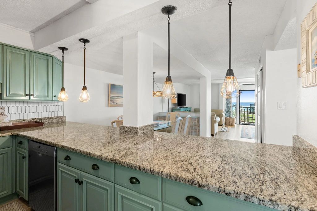 5 of 62 - 1030 U.s. 98 45, Destin, FL