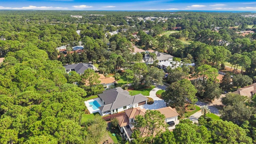 66 of 69 - 3997 E Baytowne Avenue, Miramar Beach, FL