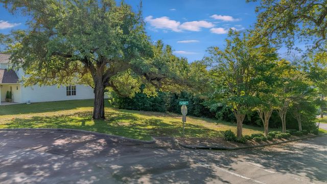 Photo of Listing #1012118