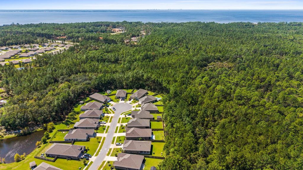 69 of 77 - 36 Cozy Cove, Freeport, FL