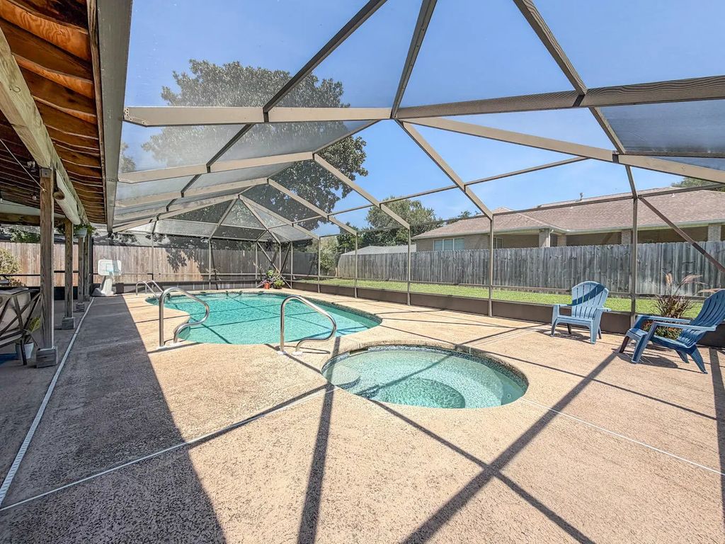 17 of 23 - 322 Cypress Street, Destin, FL