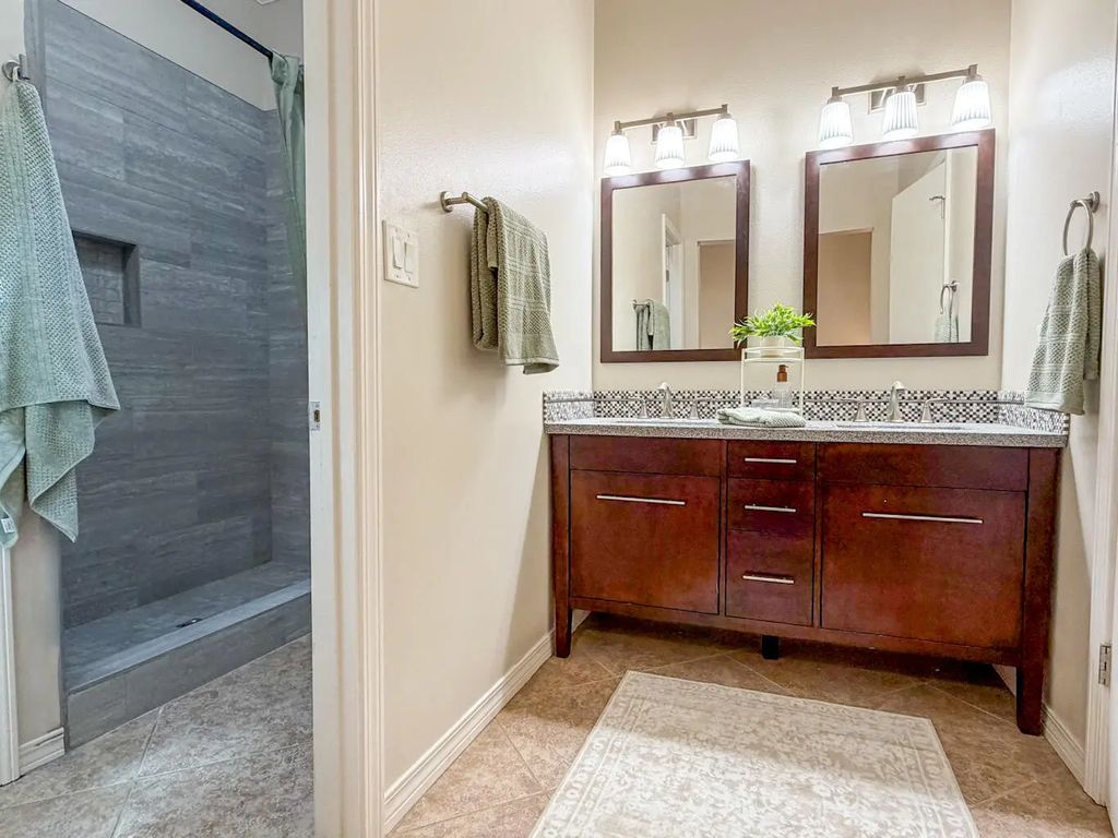 8 of 23 - 322 Cypress Street, Destin, FL