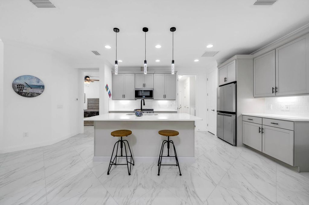 8 of 60 - 9320 Cool Breeze Drive, Panama City Beach, FL