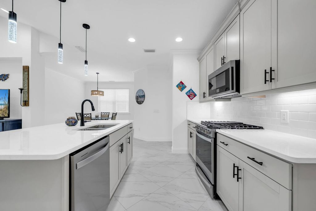 9 of 60 - 9320 Cool Breeze Drive, Panama City Beach, FL