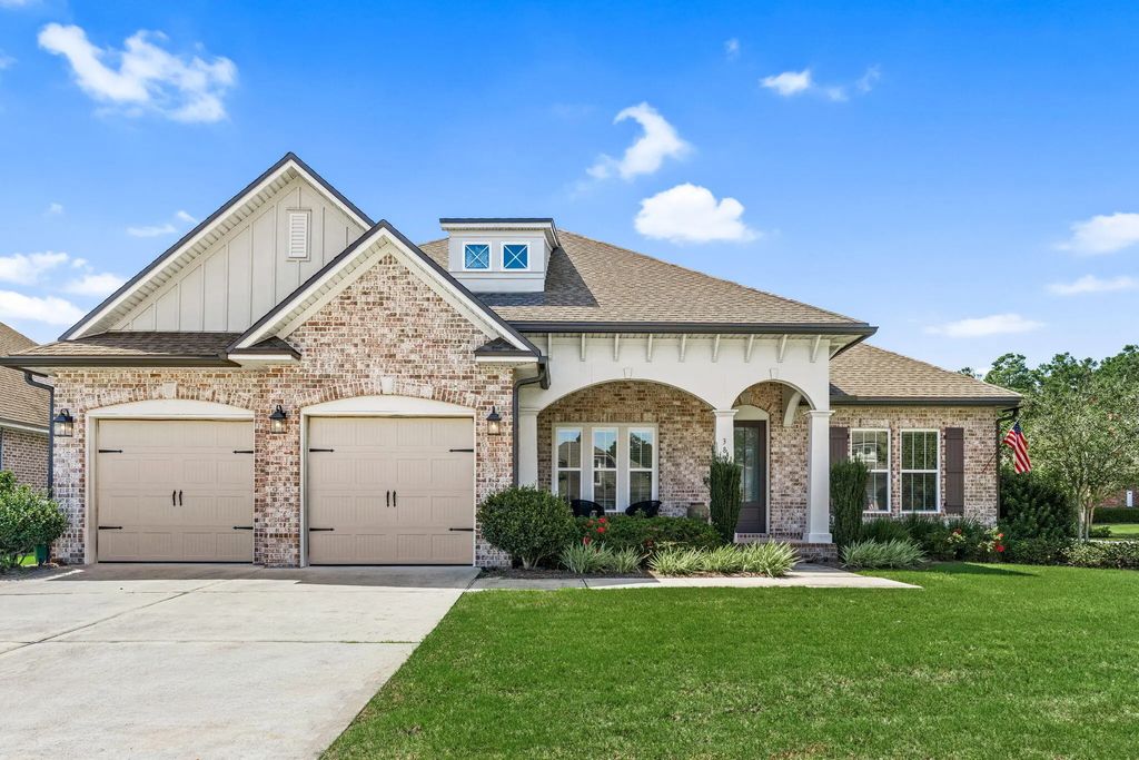 389 Meadow Lake Drive, Freeport