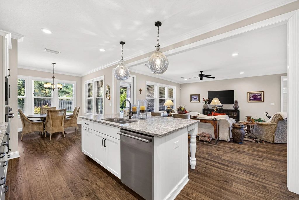 13 of 50 - 389 Meadow Lake Drive, Freeport, FL