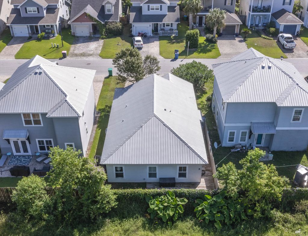 3 of 31 - 3716 Tiki Drive, Panama City Beach, FL