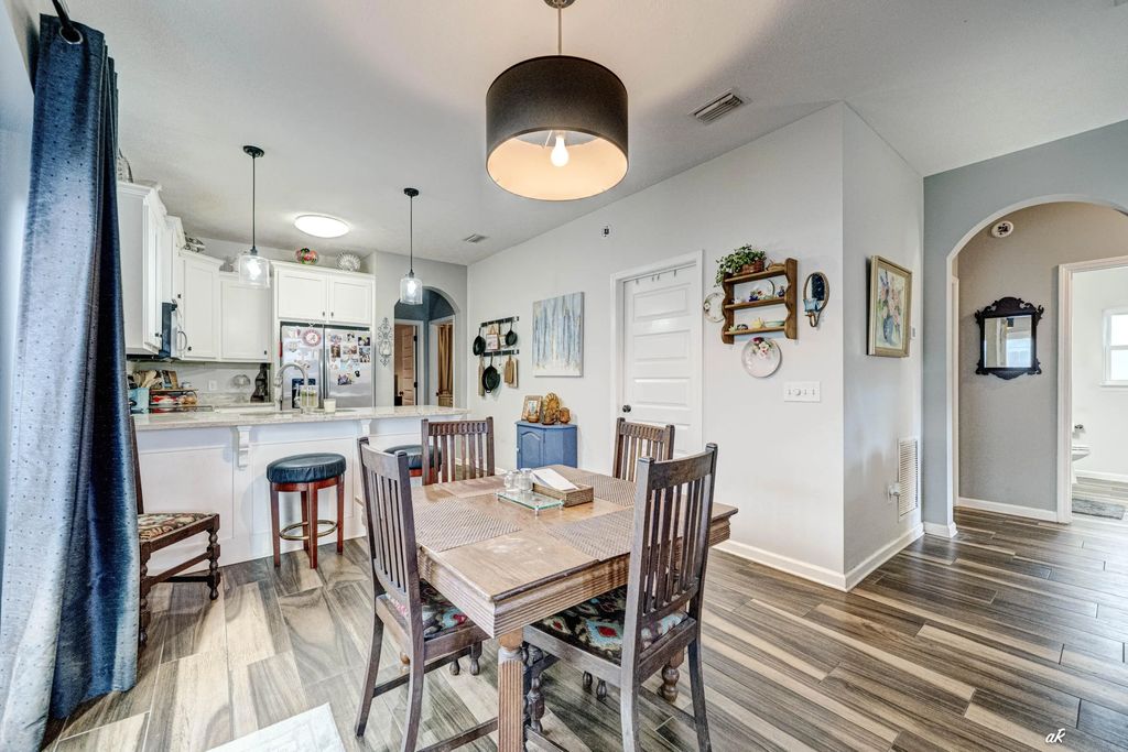 7 of 31 - 3716 Tiki Drive, Panama City Beach, FL