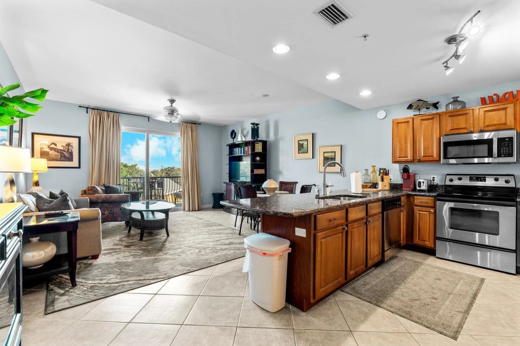 19 of 39 - 548 Sandy Cay Drive Unit 302, Miramar Beach, FL