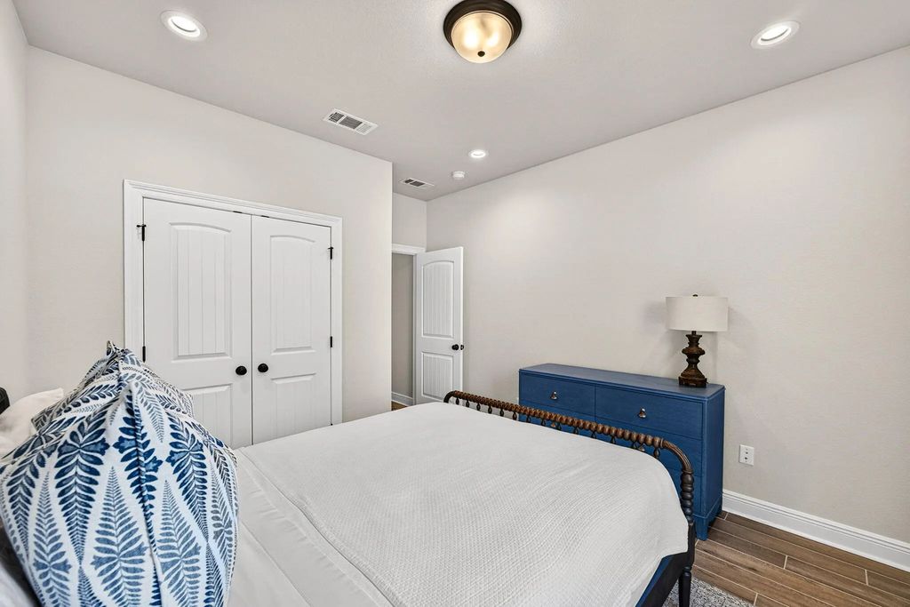 25 of 50 - 381 Constellation Avenue, Freeport, FL