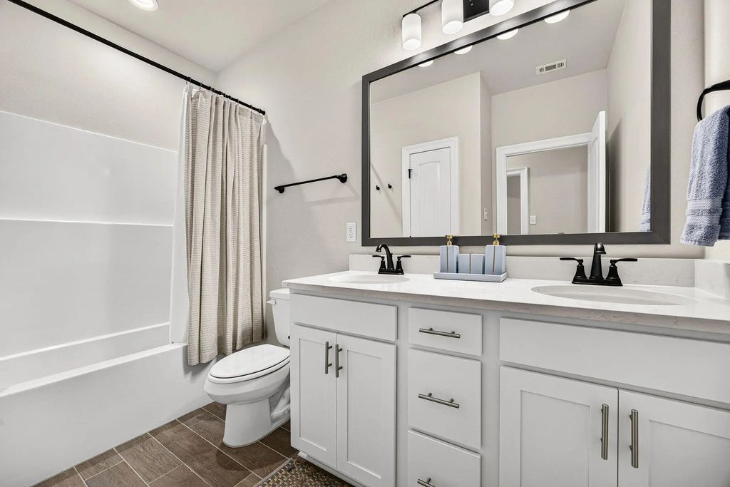 28 of 50 - 381 Constellation Avenue, Freeport, FL