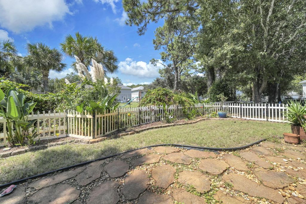 15 of 22 - 219 Twin Lakes Lane, Destin, FL