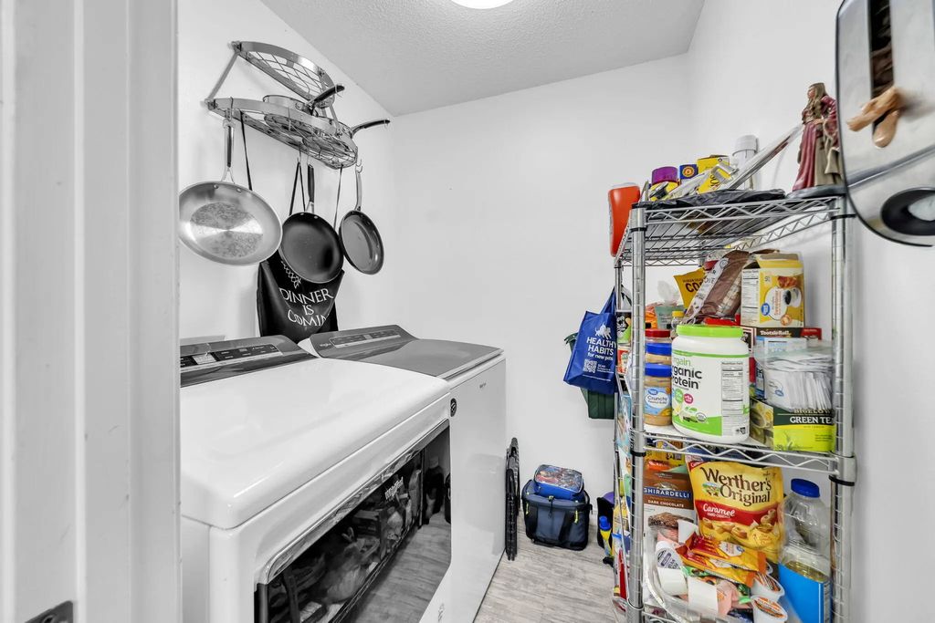 8 of 22 - 219 Twin Lakes Lane, Destin, FL