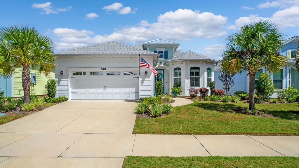 9314 Paradise Drive, Panama City Beach