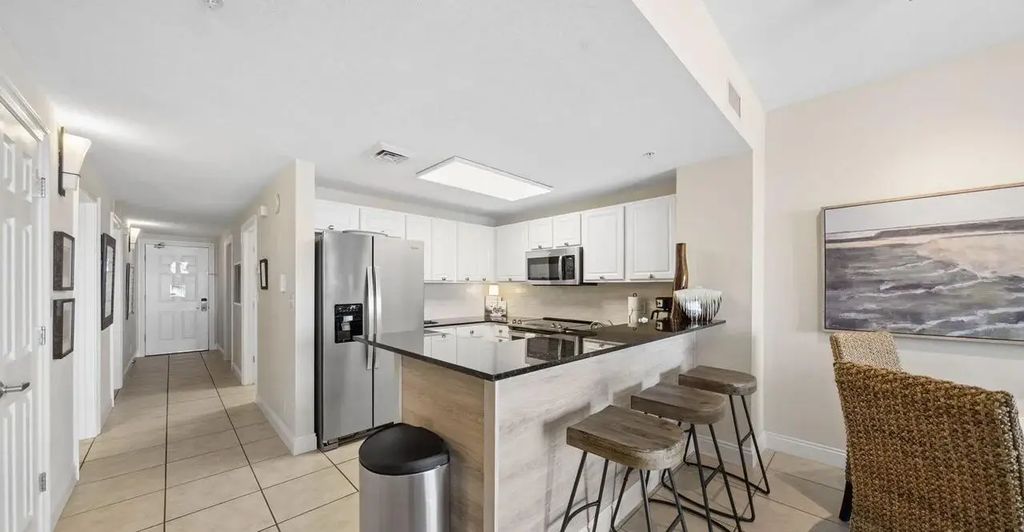 16 of 39 - 15817 Front Beach Road 1606, Panama City Beach, FL