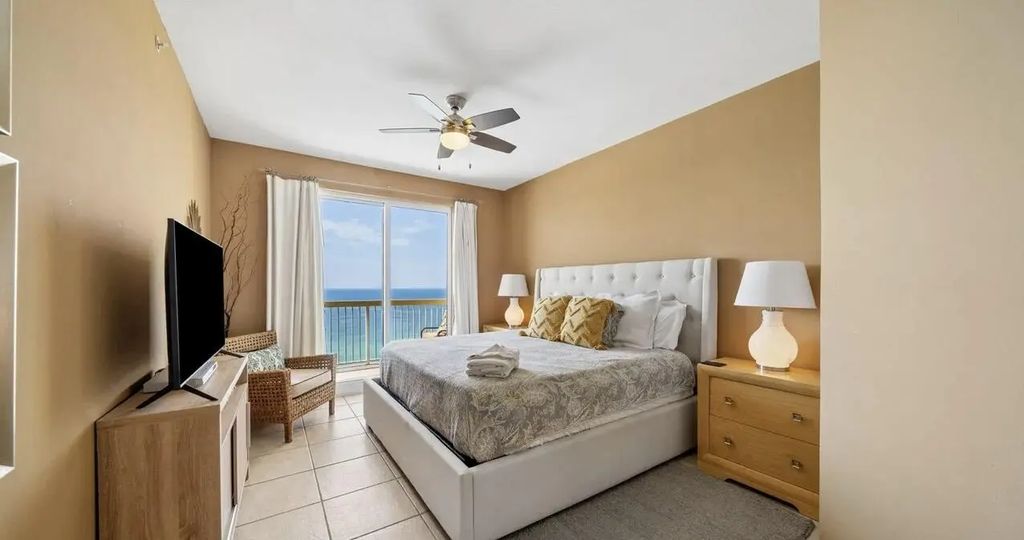 22 of 39 - 15817 Front Beach Road 1606, Panama City Beach, FL