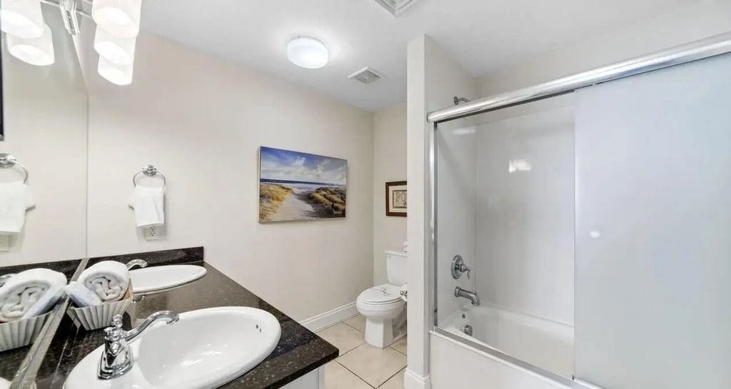26 of 39 - 15817 Front Beach Road 1606, Panama City Beach, FL