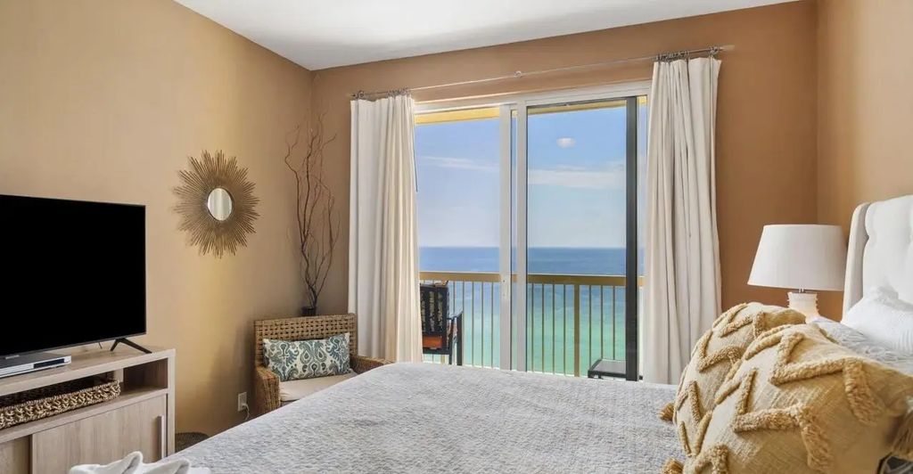 27 of 39 - 15817 Front Beach Road 1606, Panama City Beach, FL
