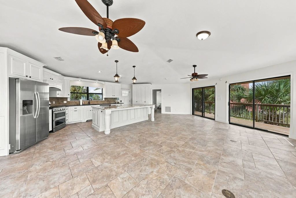 757 Seahorse Avenue, Fort Walton Beach