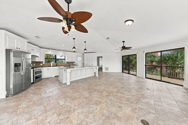 Photo of Listing #1012380