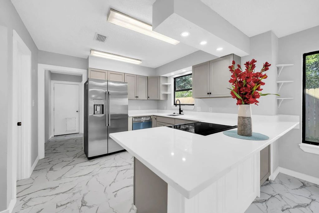 13 of 38 - 617 2nd Street, Destin, FL