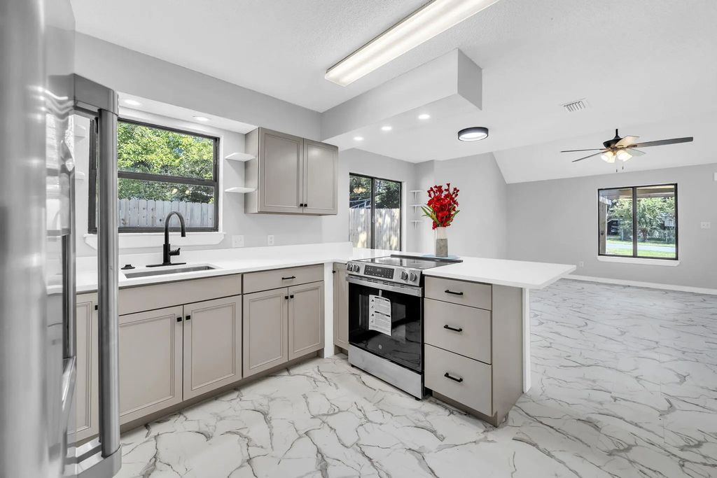 16 of 38 - 617 2nd Street, Destin, FL