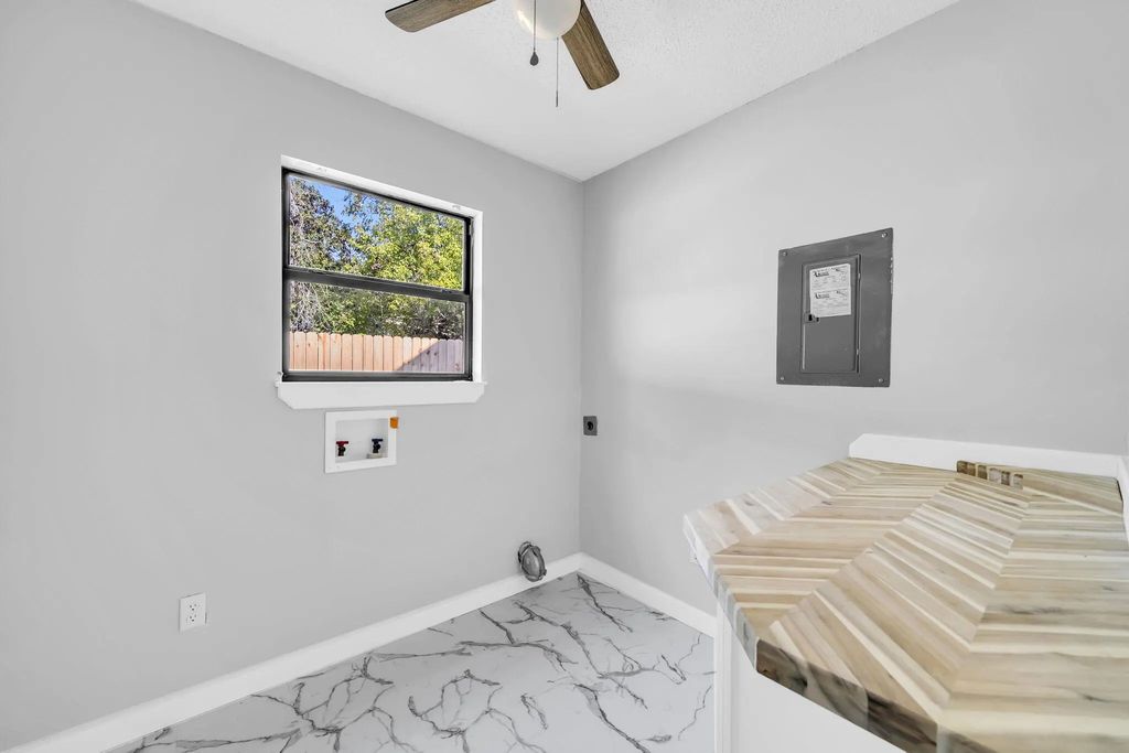 18 of 38 - 617 2nd Street, Destin, FL