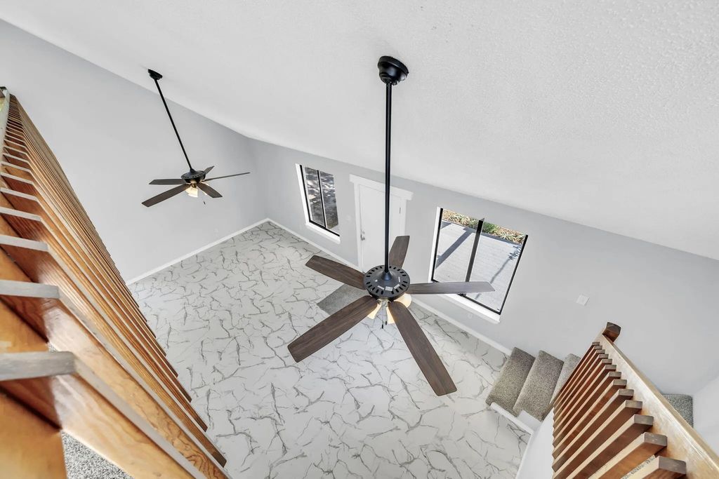 23 of 38 - 617 2nd Street, Destin, FL
