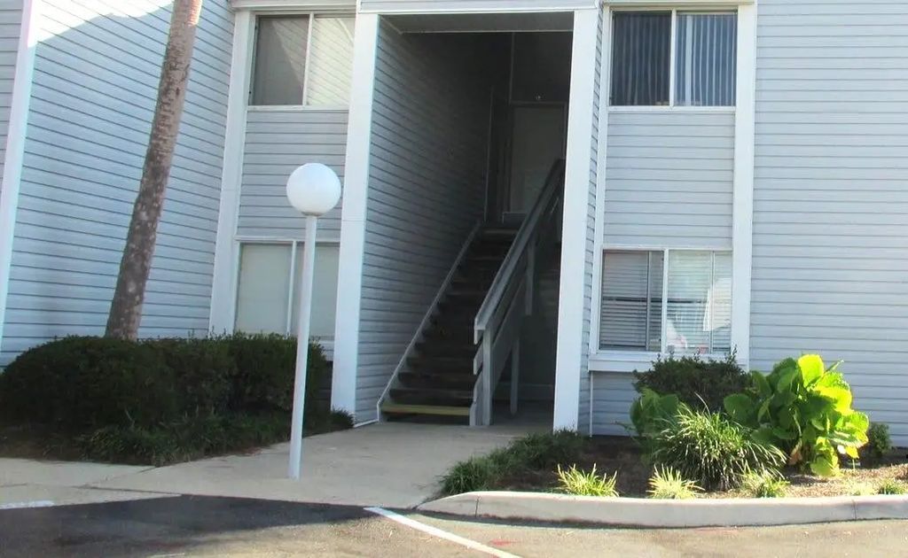 101 Old Ferry Road 31-c, Shalimar