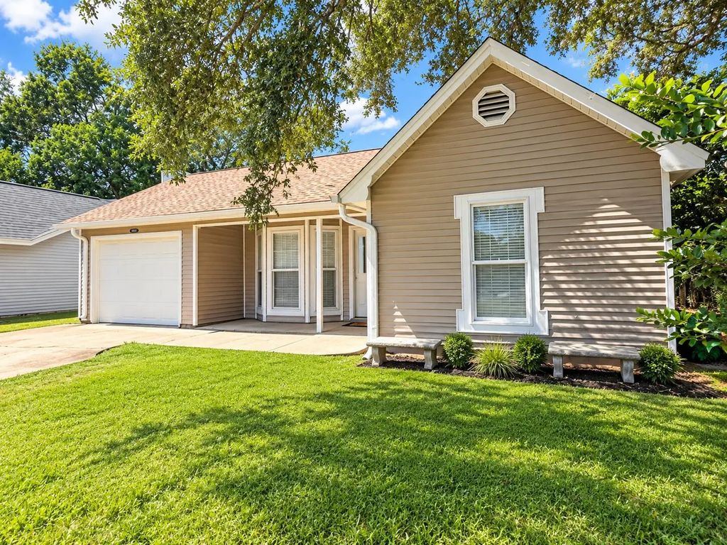 3022 Blue Pine Lane, Niceville