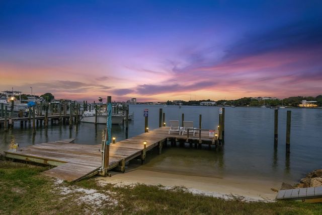 Photo of Listing #1012501
