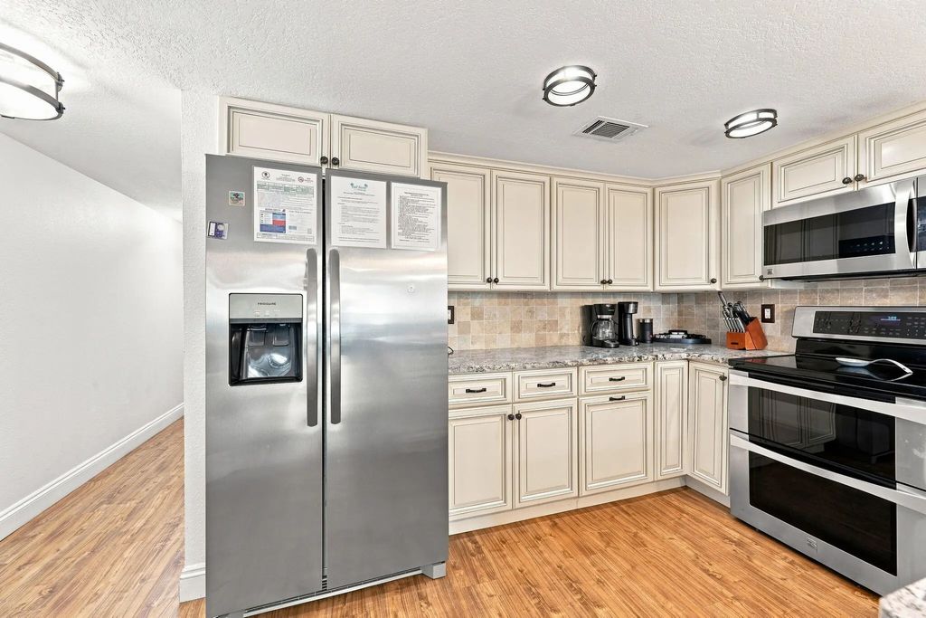 8 of 67 - 8727 Thomas Drive Unit A2, Panama City Beach, FL