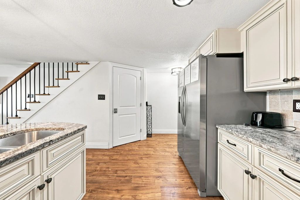 9 of 67 - 8727 Thomas Drive Unit A2, Panama City Beach, FL