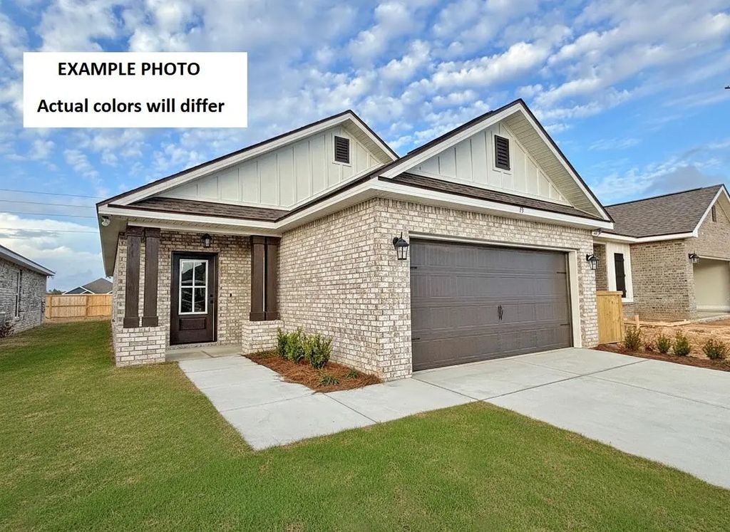 167 Natureview Way, Freeport