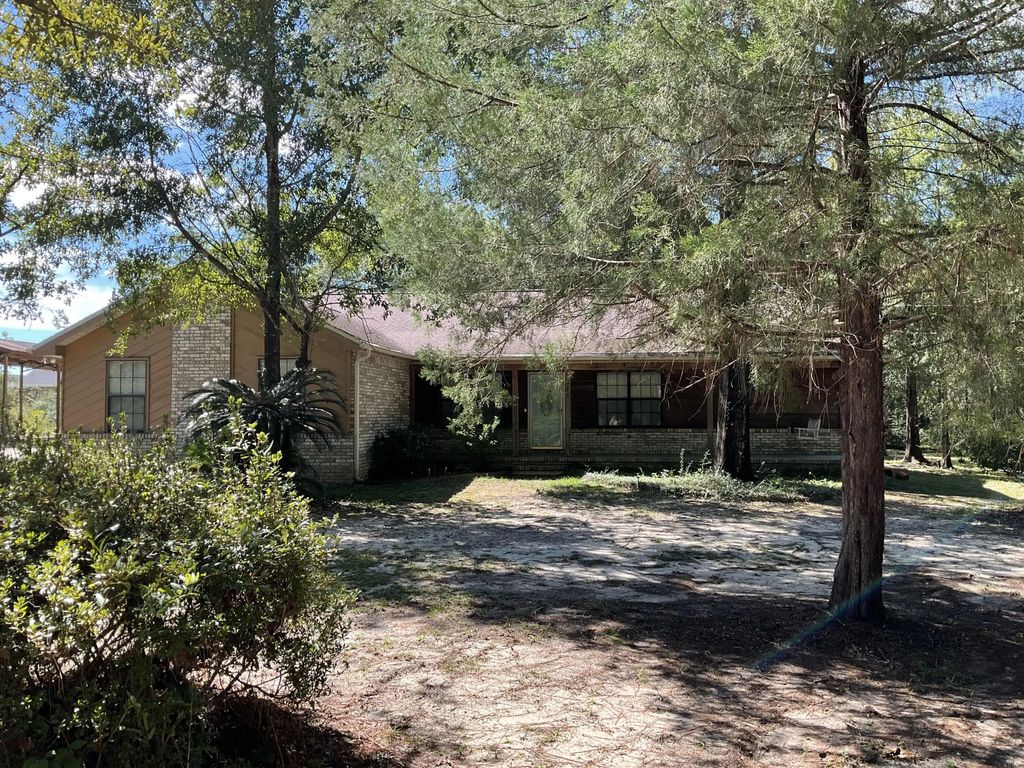6172 W Dogwood Drive, Crestview