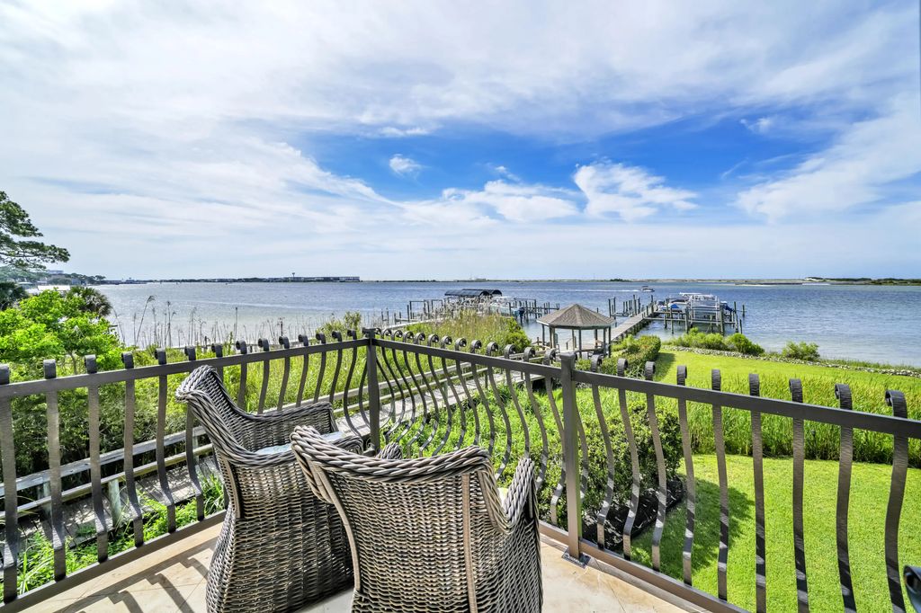 14 Islandview Drive, Mary Esther