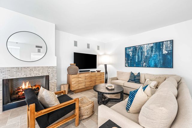 Photo of Listing #1013722