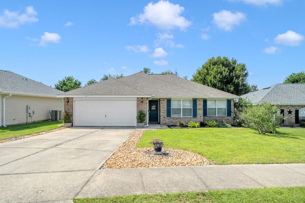 1957 Shadow Lake Drive, Gulf Breeze
