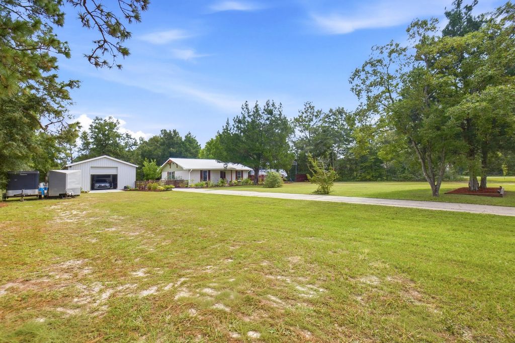 78 Florence Drive, DeFuniak Springs