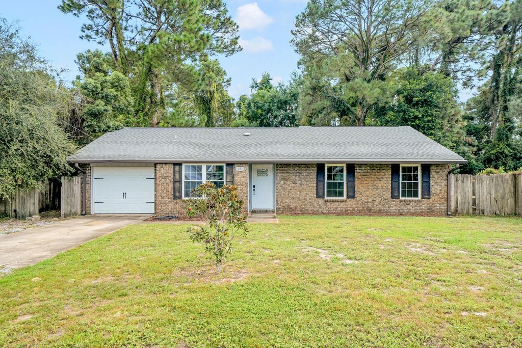 651 Wildwood Street, Mary Esther
