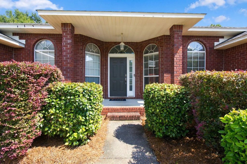 658 Territory Lane, Crestview