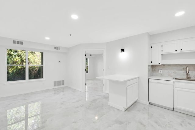 Photo of Listing #1012822